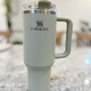 Limited Edition Stanley 40oz Hearth&Hand Magnolia Collection